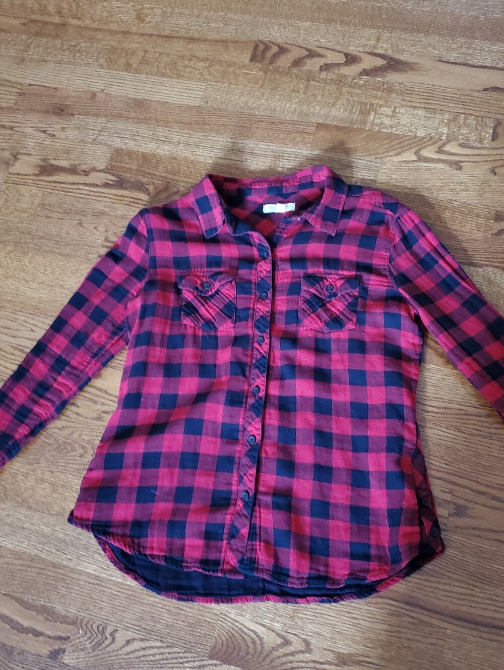 beachlunchlounge Red and Black Plaid Button-Down Shirt